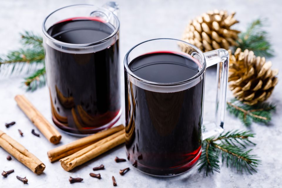 hot mulled wine